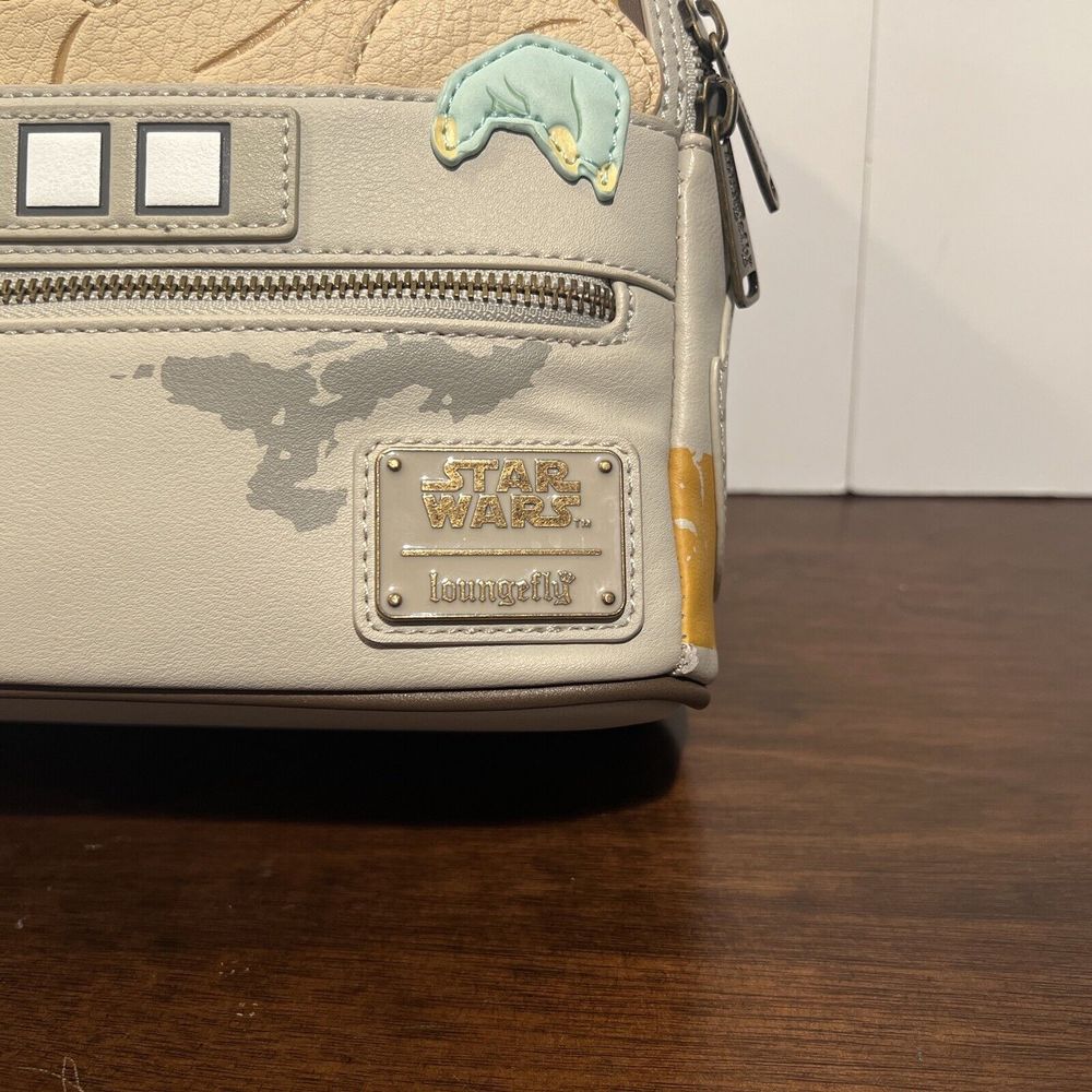 Pre-owned Light Use Loungefly Star Wars Baby Yoda Backpack - Gray/Green Disney - Picture 11 of 13
